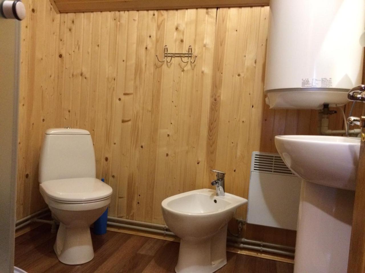 Котедж ,,Тік" Hotell Tatariv Exteriör bild