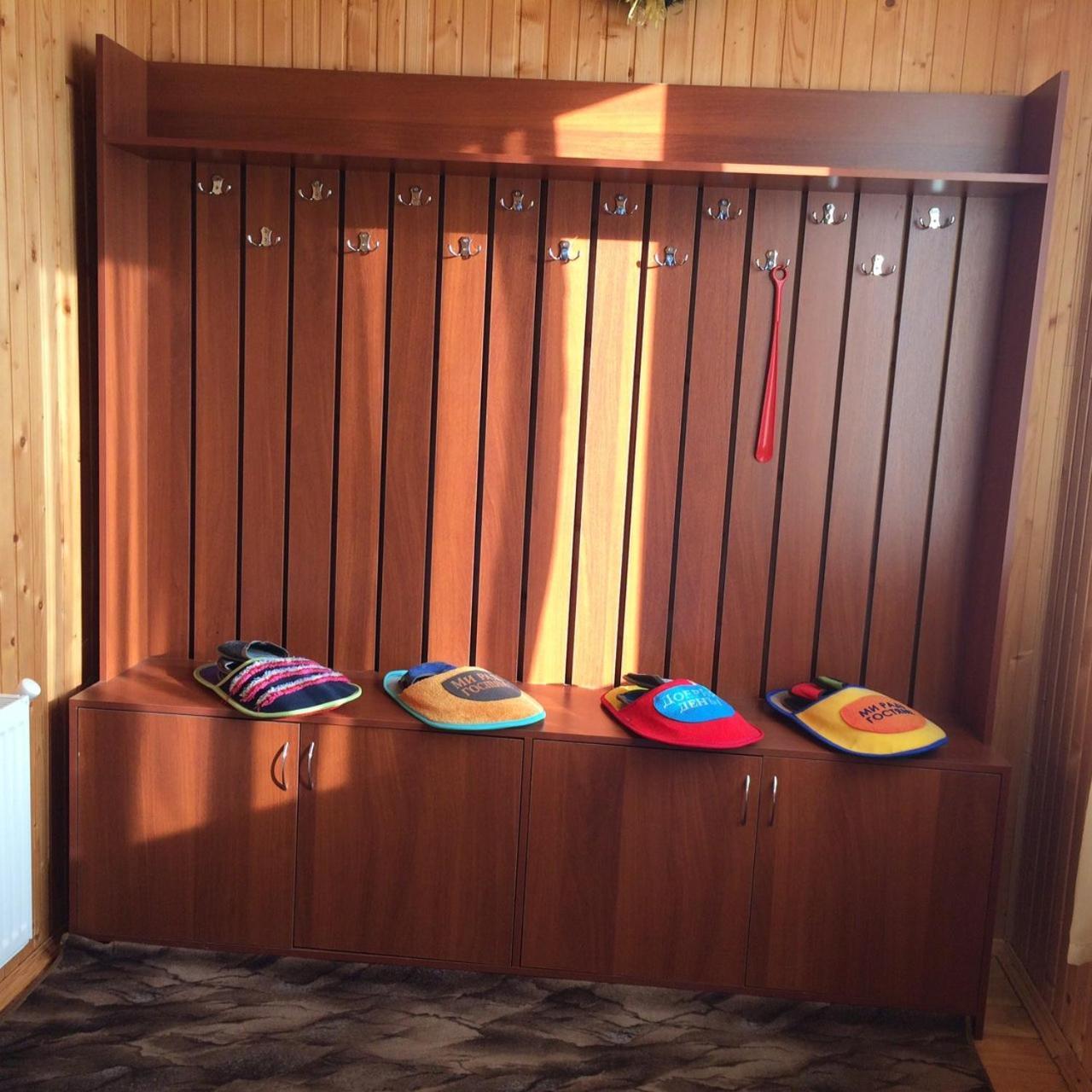 Котедж ,,Тік" Hotell Tatariv Exteriör bild
