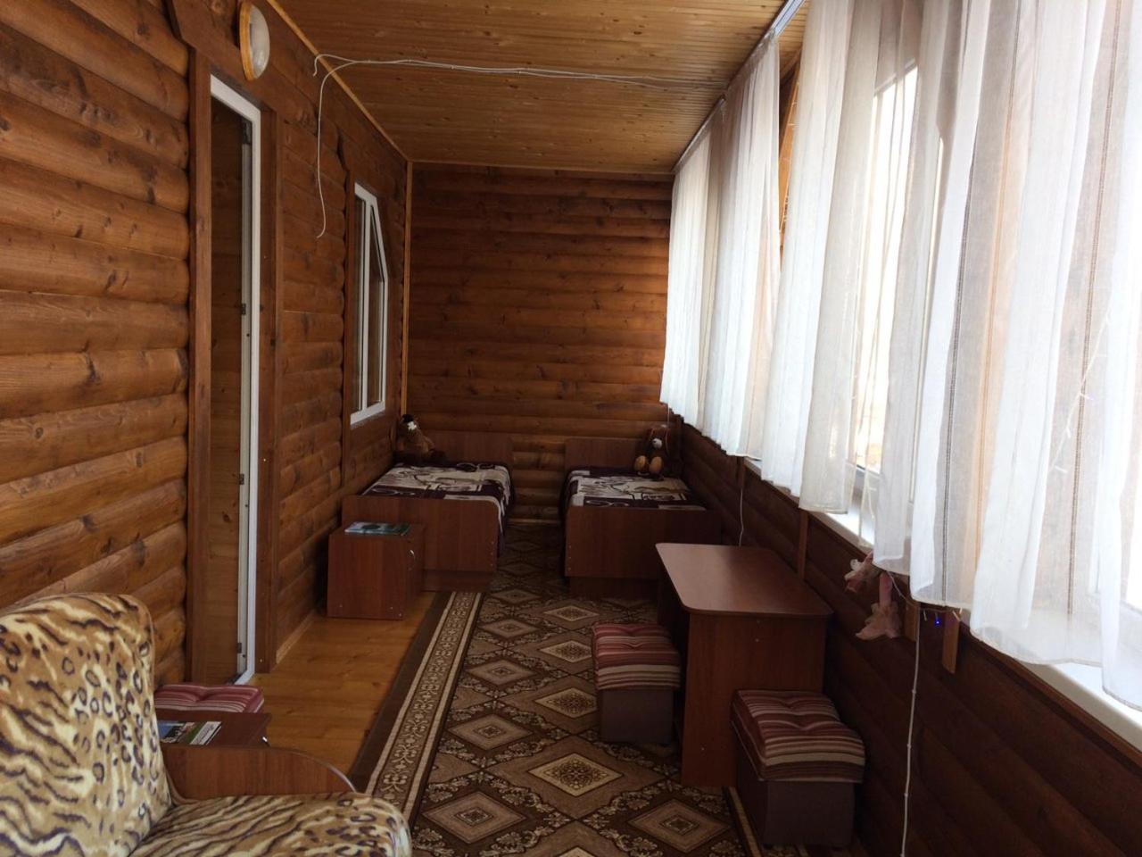 Котедж ,,Тік" Hotell Tatariv Exteriör bild